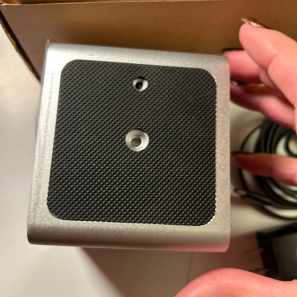 Petcube [2017 Item] Play Smart Pet Camera with Interactive Laser - Picture 12 of 14